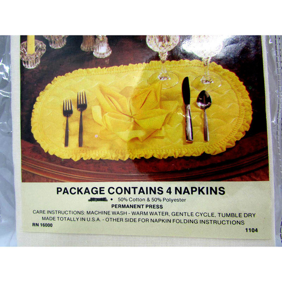 Vintage Reed Handcrafts 4 Napkins Cotton Poly - Picture 2 of 7